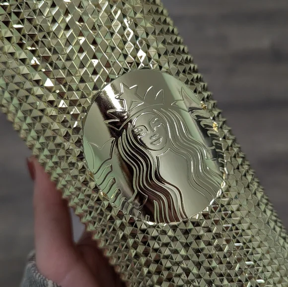 Starbucks Holiday 2022 Gold Venti Textured Tumbler - Picture 5 of 5